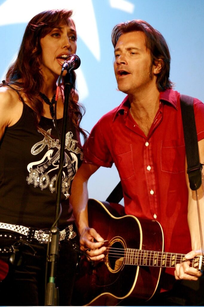 Patricia Vonne and Robert Laroche